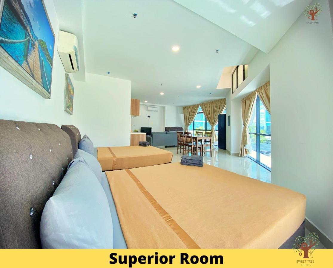 Sweet Tree Homestay Петалинг-Джая Экстерьер фото
